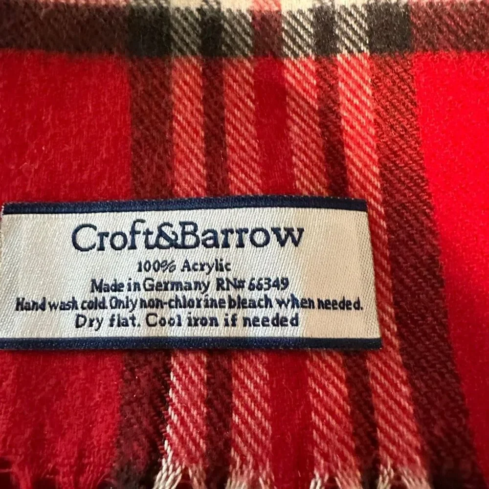 Croft & Barrow Red plaid scarf